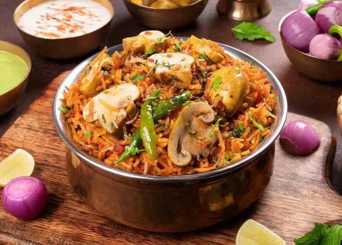 Mushroom Biryani (Regular)